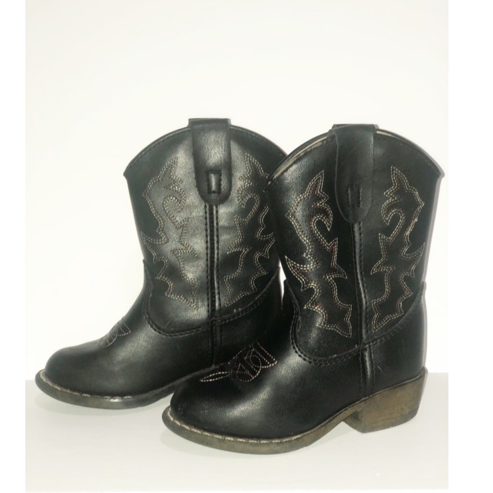 Girls cowgirl boots